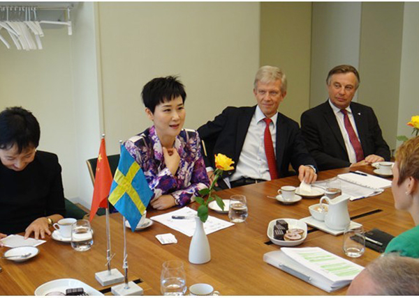 HM Power赫茲曼與中電國(guó)際共同簽署項(xiàng)目合作意向書