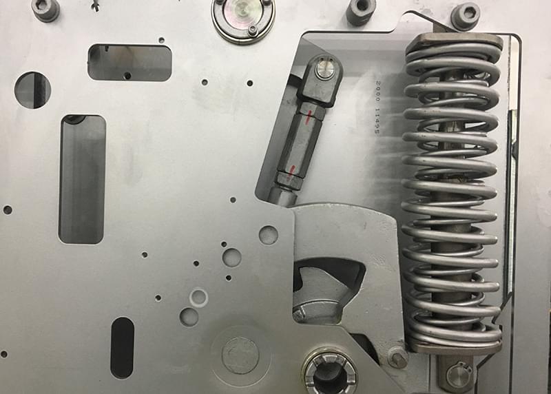 如何從根源上提高開(kāi)關(guān)柜操作機(jī)構(gòu)的耐腐蝕特性，請(qǐng)看......